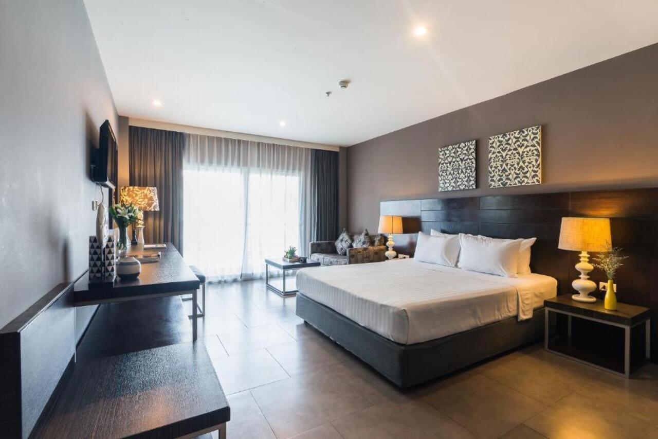 Sea Me Spring Hotel Pattaya Exterior foto