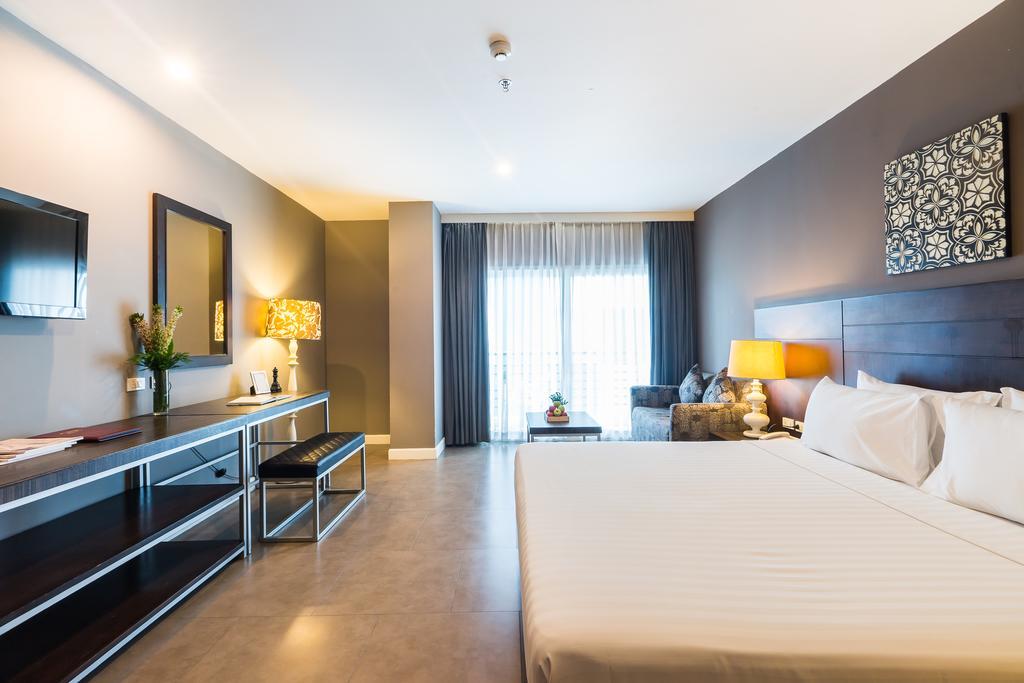 Sea Me Spring Hotel Pattaya Exterior foto