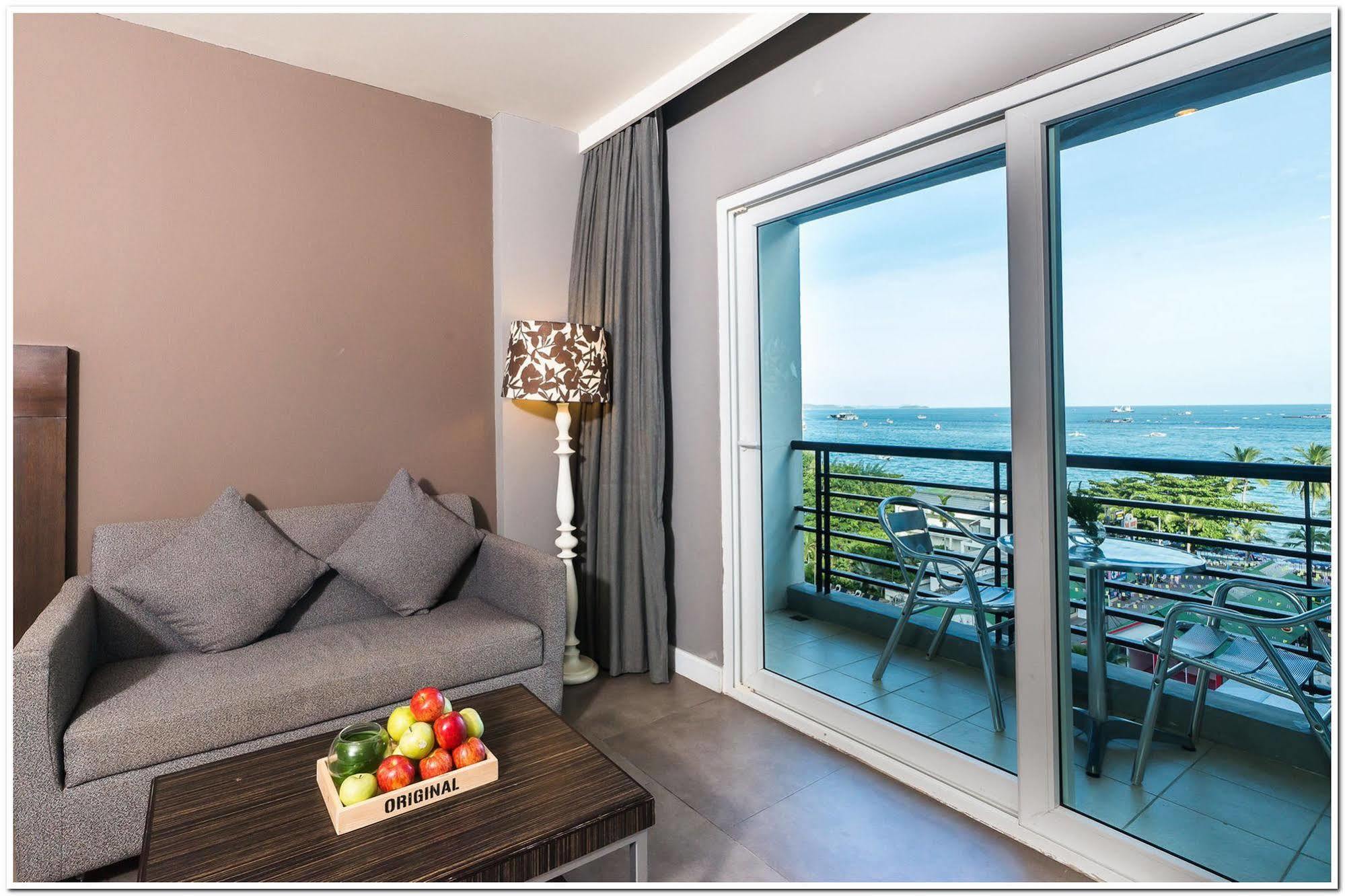 Sea Me Spring Hotel Pattaya Exterior foto